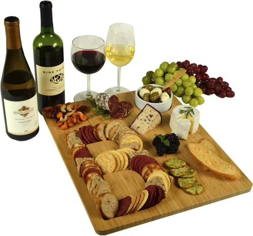 Vista 12 de Picnic at Ascot Monogram Bamboo Cheese/Charcutery/Cracker Tabla para servir - Incluye salsa de cerámica/cuenco de oliva con cuchara de bambú. letra
