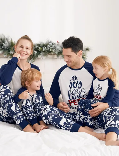 Vista 4 de PATPAT Pijamas de Navidad familiares a juego, pijamas de Navidad para la familia, mamá y yo, trajes de Navidad