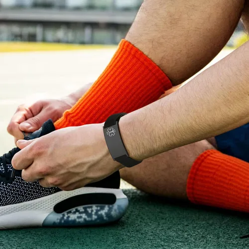 Vista 3 de Pulsera de alerta médica personalizada para hombres - Pulseras de identificación de acero inoxidable con correa elástica personalizada grabada