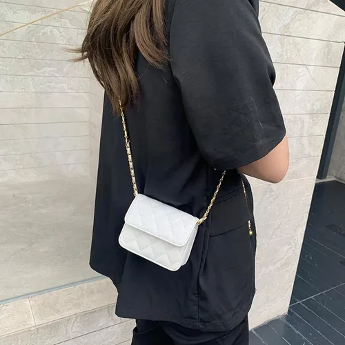 Vista 7 de Mini bolso de cintura para mujer, bolso de cintura pequeño de moda para mujer, accesorios Y2K de moda, Blanco, Moderno