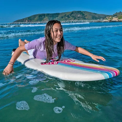 Vista 2 de Barbie™ Signature - Tabla de surf de 8 pies de Wavestorm Cubierta superior gráfica con parte inferior lisa de alta densidad para niños y adultos