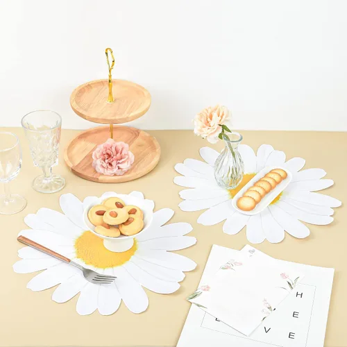 Vista 6 de 50 manteles individuales de papel desechables con diseño floral de margaritas con recortes en forma de flor