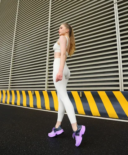 Vista 4 de Gokawyo Zapatos para caminar para mujer, zapatos de correr de malla transpirable