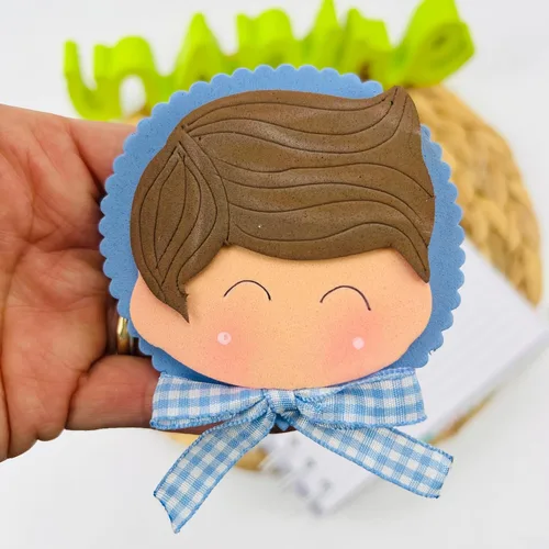 Vista 2 de Adorno hecho a mano para lápiz, adorno para bolígrafo, para niños y amantes de la escritura, aplique en goma eva. adorable adorno de niño