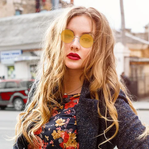 Vista 13 de ONESING 8-20 pares de gafas de sol redondas hippie círculo para mujer, gafas de sol hippie multicolor diadema discoteca fiesta