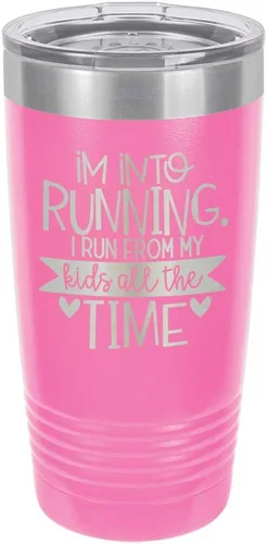 Vista 15 de Taza con texto en inglés "I RUN FROM MY KIDS 20oz Drink Tumbler with Straw », grabada con láser, taza de viaje con divertidas citas de Yeti Rambler