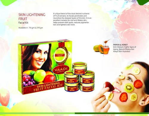 Vista 3 de Vaadi Herbal Skin Ligtening Fruit Facial Kit 9.52 oz