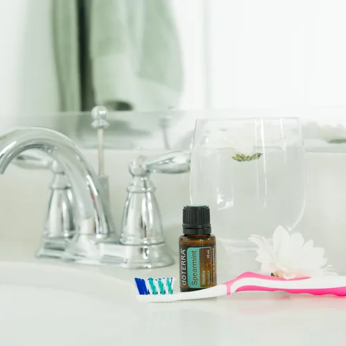 Vista 4 de doTERRA - Aceite Esencial de Menta Verde - 15 mL