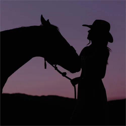 Vista 4 de Rociador de Bolso para Mujeres Yellowstone Dusk de Tru Western – Sofisticado, Romántico, Cálido