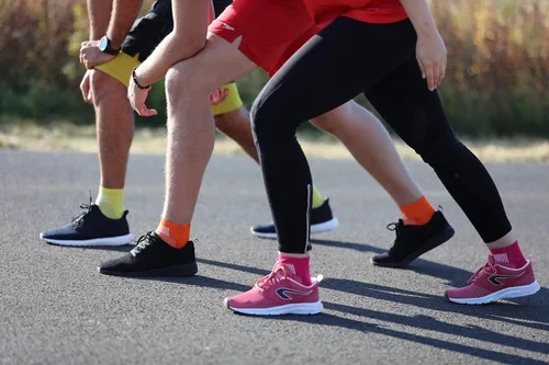 Vista 5 de 6,9 o 12 pares de calcetines deportivos de algodón, multicolor para hombre y mujer