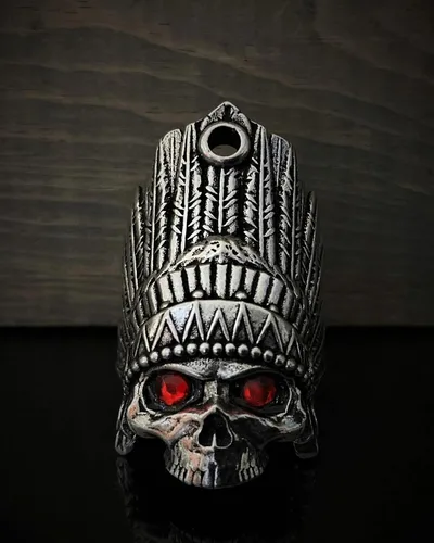 Vista 6 de Bravo Bells Campana de diamante de calavera india, accesorio o llavero para la suerte en la carretera, fabricado en Estados Unidos, plateado