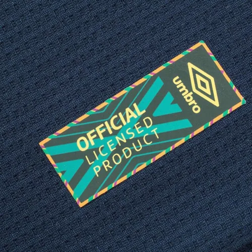 Vista 4 de Umbro Camiseta 2023 para hombre de Guatemala