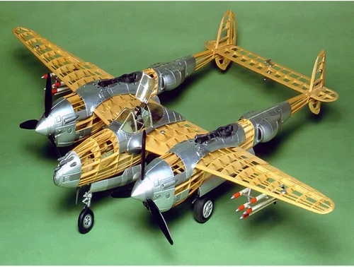 Vista 2 de Guillow's Lockheed P-38 Lightning Model Kit Negro, Pequeño