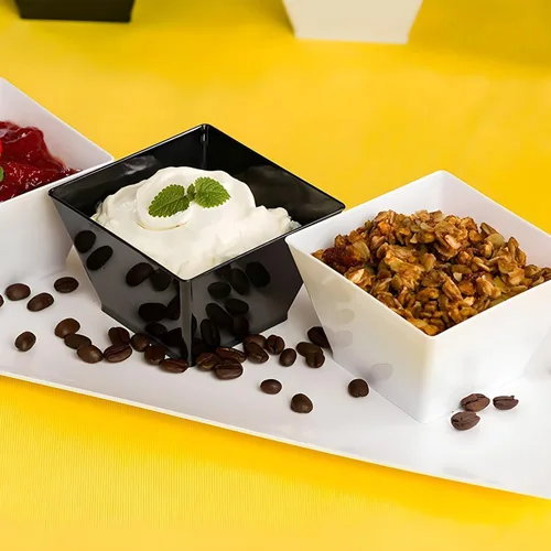 Vista 4 de Lillian Tablesettings Cuencos cuadrados de plástico negro, 8 onzas, pequeños cuencos desechables para aperitivos, postres y salsas, pesado, sin BPA