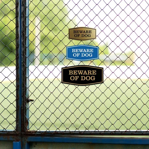 Vista 2 de All Quality Fancy Beware of Dog Letrero Material duradero Señales de seguridad para el hogar Fácil de instalar (negro/oro), mediano, 1 paquete