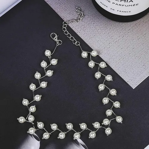 Vista 2 de YienDoo Gargantilla de perlas de novia, cadena de perlas de oro, collar corto, collar de perlas de boda, collar de perlas de graduación, regalo