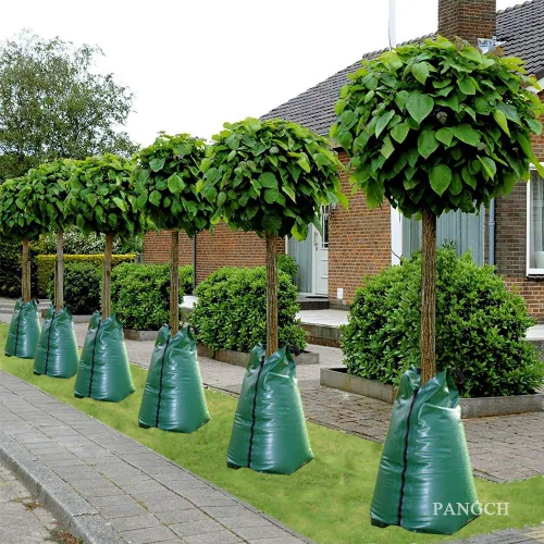 Vista 5 de Bolsa de riego de árboles de liberación lenta de 20 galones, bolsa de riego por goteo para árboles recién plantados o establecidos (1 unidad)