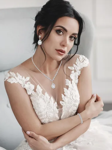 Vista 2 de Long tiantian Juego de joyas nupciales para boda, baile de graduación, collar de estrangulador de cristal brillante para novia, dama de honor, juego