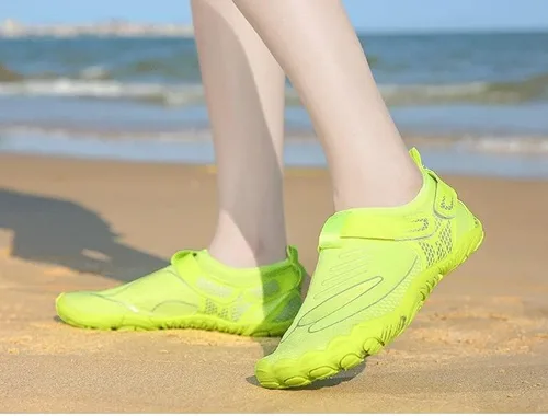 Vista 6 de SFMZCM Zapatos de agua para mujer, zapatos de agua para natación, sandalias de playa al aire libre, zapatos descalzos, tenis de buceo, zapatos