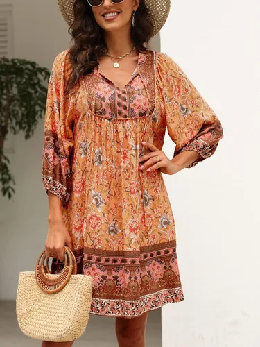 Vista 2 de Qearal Vestido corto de verano para mujer, estilo casual, cuello en V, manga 34, estampado floral, estilo bohemio, suelto, corto, para playa