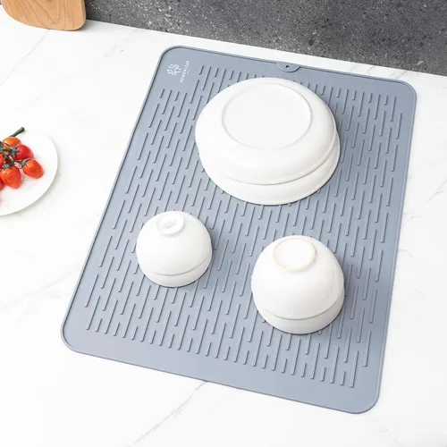 Vista 3 de Tapete de silicona para secar platos para encimera de cocina, extragrande, 23 x 18 pulgadas, resistente al calor, diseño antideslizante, secado Gris