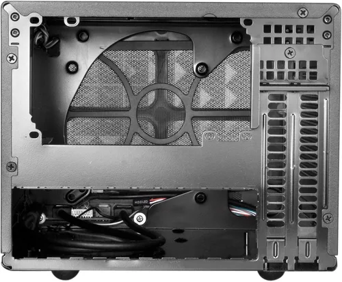 Vista 3 de SilverStone Technology Ultra Compact Mini-ITX - Carcasa para computadora con panel frontal de malla, color negro (SST-SG13B-USA)