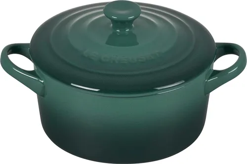 Vista 2 de Le Creuset Juego de 4 mini cocottes de gres con libro de cocina, 8 oz. cada uno, Artichaut