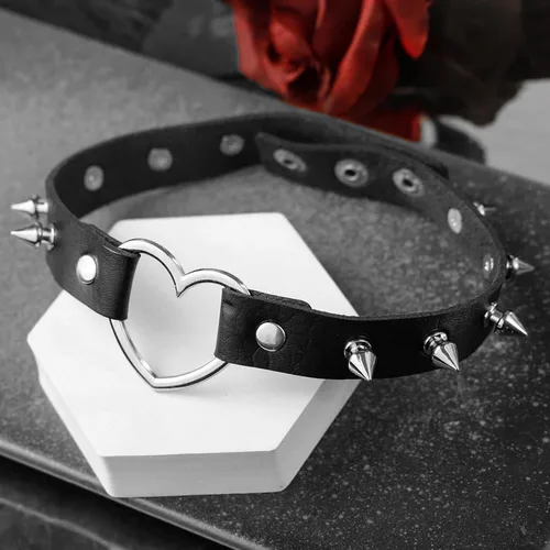 Vista 5 de MILAKOO - Collar de cuero sintético con corazón estilo punk
