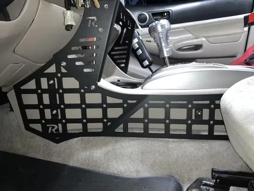 Vista 7 de Rago Fabrication Paneles de almacenamiento modulares de consola central para Toyota Tacoma 2ª generación 2005-2015 Fabricado en los Estados Unidos