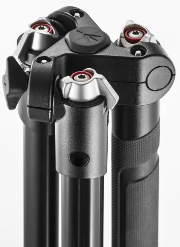 Vista 9 de Manfrotto, MKBFRA4-BH BeFree, trípode de aluminio compacto para viaje, color negro.