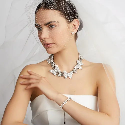 Vista 3 de Kleinfeld Collar de mariposa para mujer, diseño de cristal para novia, para ocasiones especiales, cristalrodio, talla única, Latón, No es una piedra
