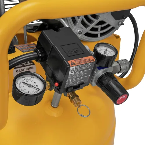 Vista 6 de DEWALT Compresor de aire vertical de 30 galones, 2 HP, de una sola etapa, transmisión por correa con lubricación de aceite, 175 PSI máximo