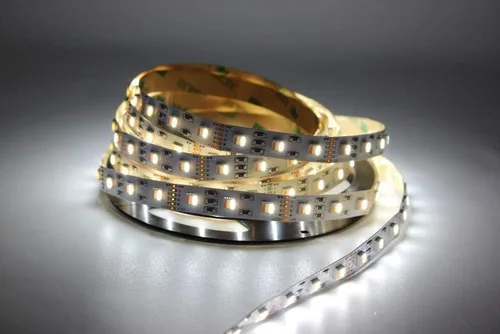 Vista 2 de 通用 RGBCCT LED Strip 5050 12V/24V 5 Color en 1 Chips RGB+WW+CW 60 LEDs/m 16.4 ft/lote RGBW Tira de luz LED 16.4 ft/lote (12V, impermeable IP65)