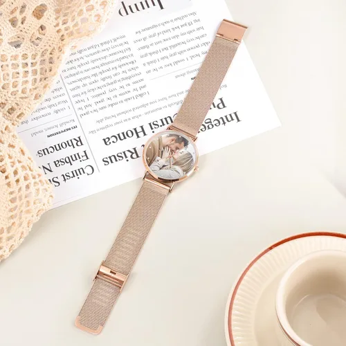 Vista 5 de Zeekisfia Relojes personalizados para mujeres y hombres, relojes de pulsera de acero inoxidable con foto personalizada, reloj con nombre, regalo