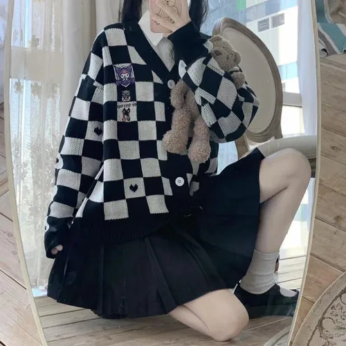 Vista 4 de Suéter kawaii de anime a cuadros, cárdigan para mujer, disfraz de cosplay, cuello en V, manga larga