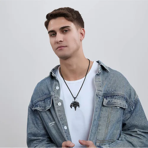 Vista 29 de YAMI Collar de alas angulares para hombre, ángel de la guarda, dragón, cuervo, pulpo, collar de anime, collar de acero inoxidable 316