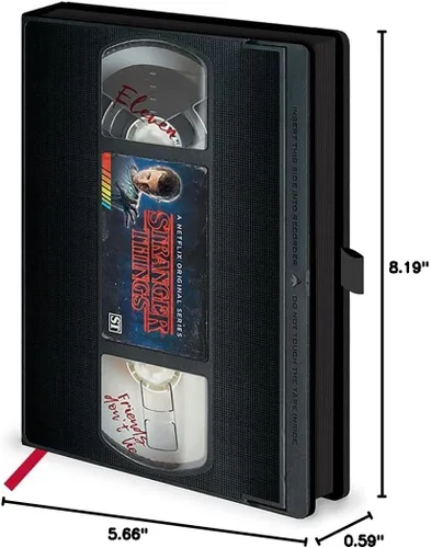 Vista 5 de Pyramid International Stranger Things - Cuaderno A5 Premium estilo VHS Temporada 1 - Producto