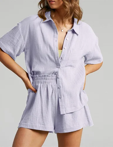 Vista 4 de Conjunto de 2 piezas para mujer, conjunto de ropa de descanso para vacaciones, camisa y pantalones cortos con botones