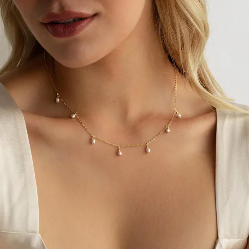 Vista 4 de Ieftop Collares de perlas para mujer, chapado en oro de 14 quilates, hecho a mano, delicado collar de cadena de perlas de agua dulce, collar