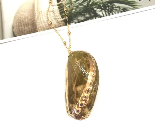 Vista 7 de 5Pcs Natural Scallop Conch Seashell Necklace Inlaid with Gold Rimmed Sea Shell Necklace Adjustable Seashell Jewelry Gifts for Women
