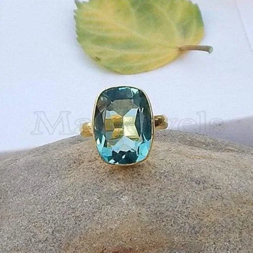 Vista 2 de Anillo de topacio azul cielo, plata de ley maciza, relleno de oro amarillo, anillo de piedras preciosas, anillo delicado único, anillo bohemio