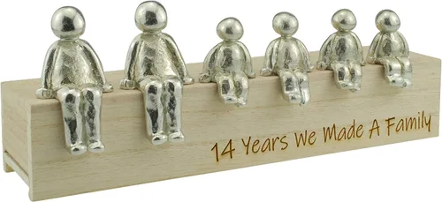 Vista 4 de Idea del 14 aniversario – 14 años que hicimos un adorno de metal familiar – Elige tu combinación familiar (1 niño)