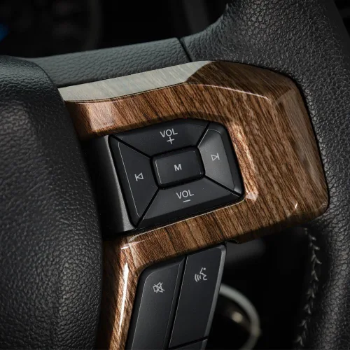 Vista 6 de Voodonala Adorno Decorativo de Volante con Veta de Madera Cubierta de Volante de Automóvil para Ford F150 F250 F350 Super Duty 2015 2016 2017 2018