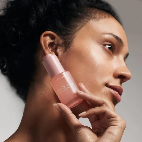 Vista 5 de VASANTI Suero iluminador que aumenta el resplandor – Suero facial de vitamina C con arbutina, gayuba y antioxidantes para tez radiante, tono de piel