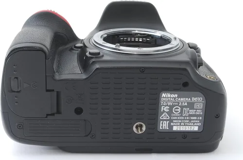 Vista 8 de Nikon D610 24.3 MP CMOS FX-Format Cámara digital SLR (cuerpo solamente) Versión internacional (sin garantía)