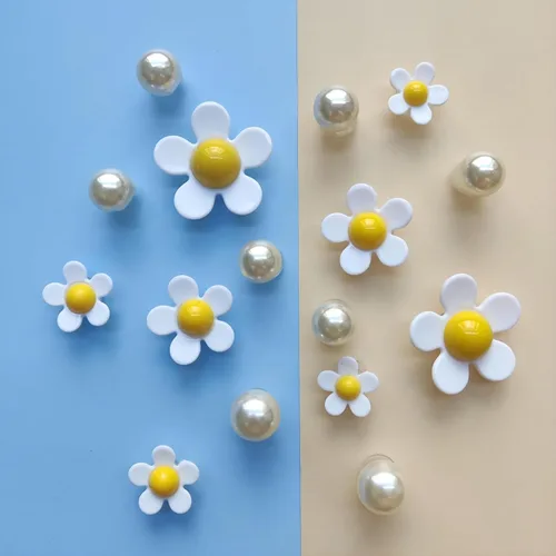 Vista 4 de Charms for Croc Clogs Bubble Slides Sandals, Cute Flower Charms for Croc, Daisy Shoe Charms for Girls Teens Women Adults, Fresh Charms for Croc