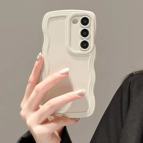 Vista 11 de UEEBAI Funda de silicona con marco ondulado para Samsung Galaxy A13 5G, lindo marco ondulado, ajuste delgado, a prueba de golpes, funda suave y Negro