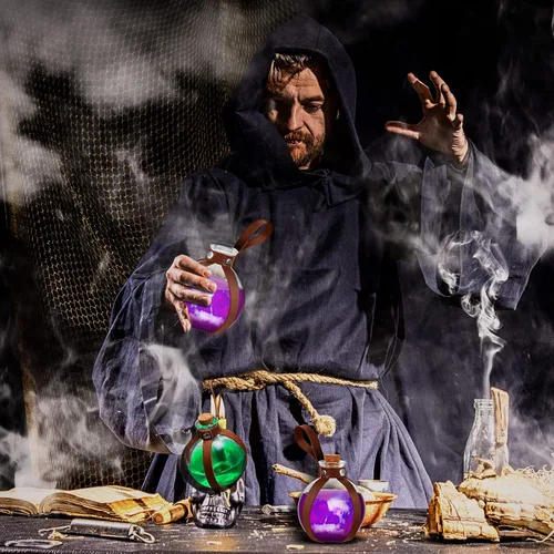 Vista 4 de Patelai 2 botellas de poción de vidrio de Halloween con cinturón, corcho, accesorios de disfraz de bruja renacentista, botella de poción para Marrón