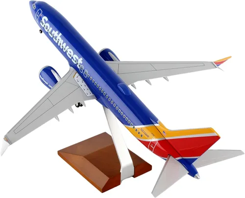 Vista 5 de Daron Skymarks SKR8268 Southwest Airlines SWA Boeing 737-MAX8 1/100 Scale with Wood Stand & Gear, Blue