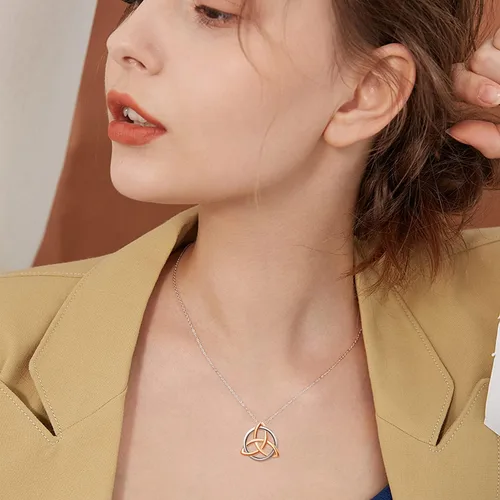 Vista 5 de TANGPOET Collar con nudo celta plata de ley triquetra Mealguet colgante de buena suerte joyería irlandesa regalos para hombres mujeres